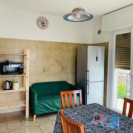 公寓 Casa Viktoria 马尔切西内